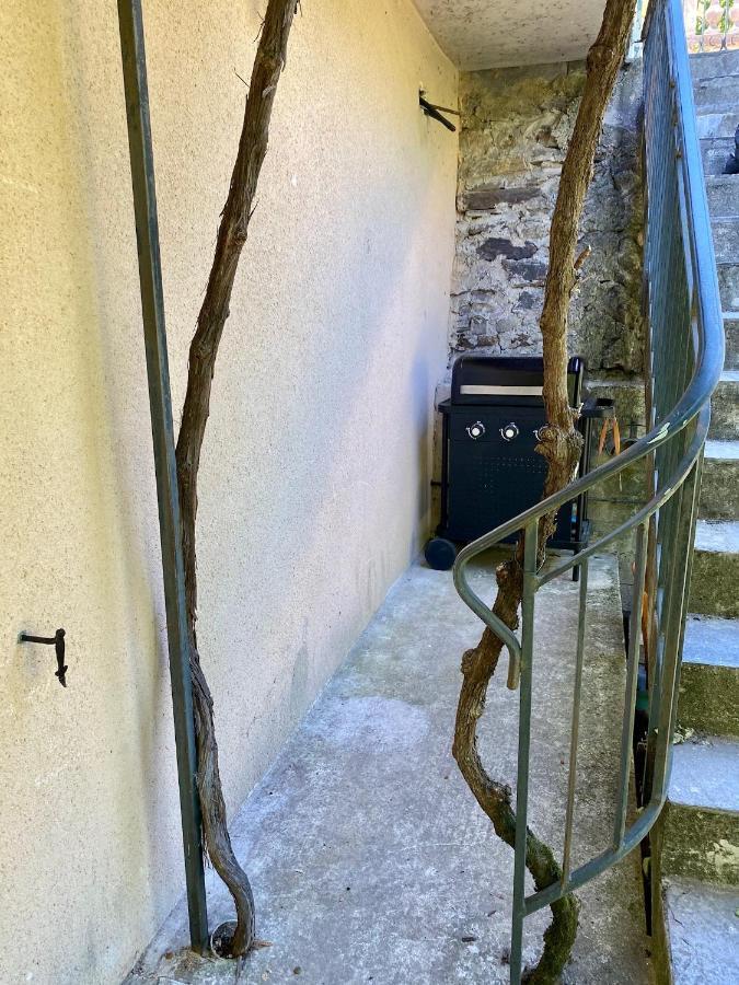 Maison Les Pieds Dans L'Eau Villefort  Eksteriør bilde